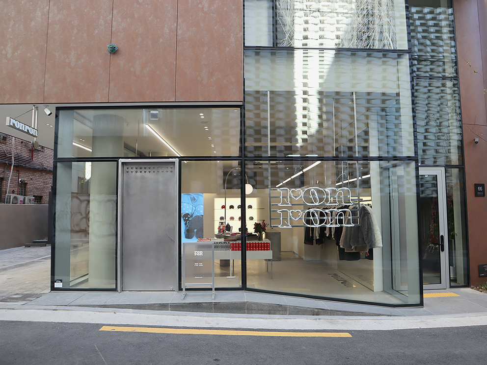 론론(RONRON), 한남동에 첫 플래그십 스토어 오픈 27-Image